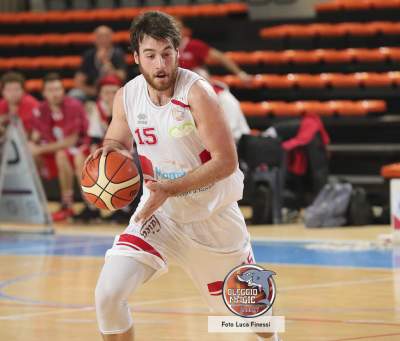 Oleggio Magic Basket: nucleo sempre più solido, sotto canestro ancora Stefano Colombo.....continua a leggere